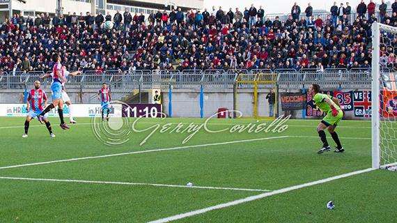 Fran&ccedil;a in Potenza-Catania 3-1