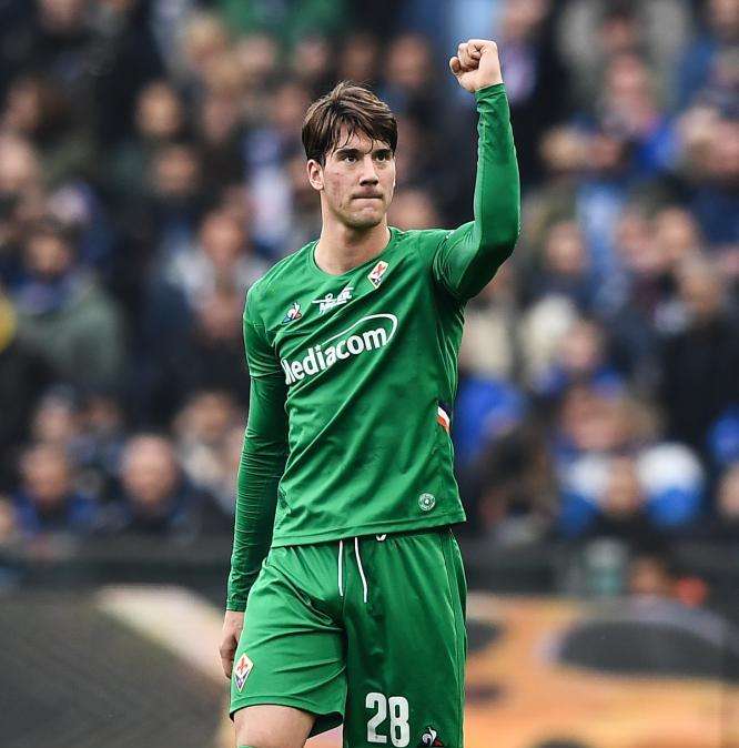 Coronavirus, positivo anche l'attaccante della Fiorentina Vlahovic