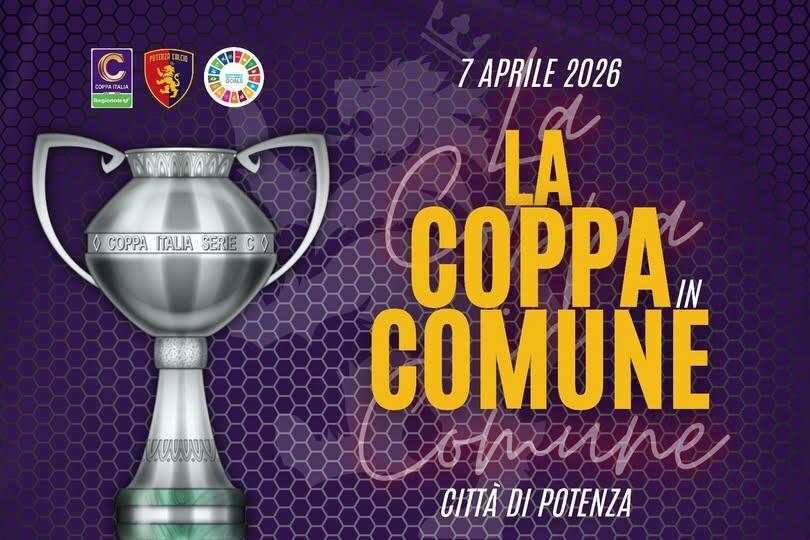 La Coppa sfila in città: corteo in via Pretoria e visita istituzionale in comune!