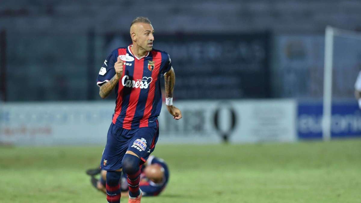 Casertana, Castaldo non ci sta: “Si è toccato il fondo, mi vergogno di essere italiano”