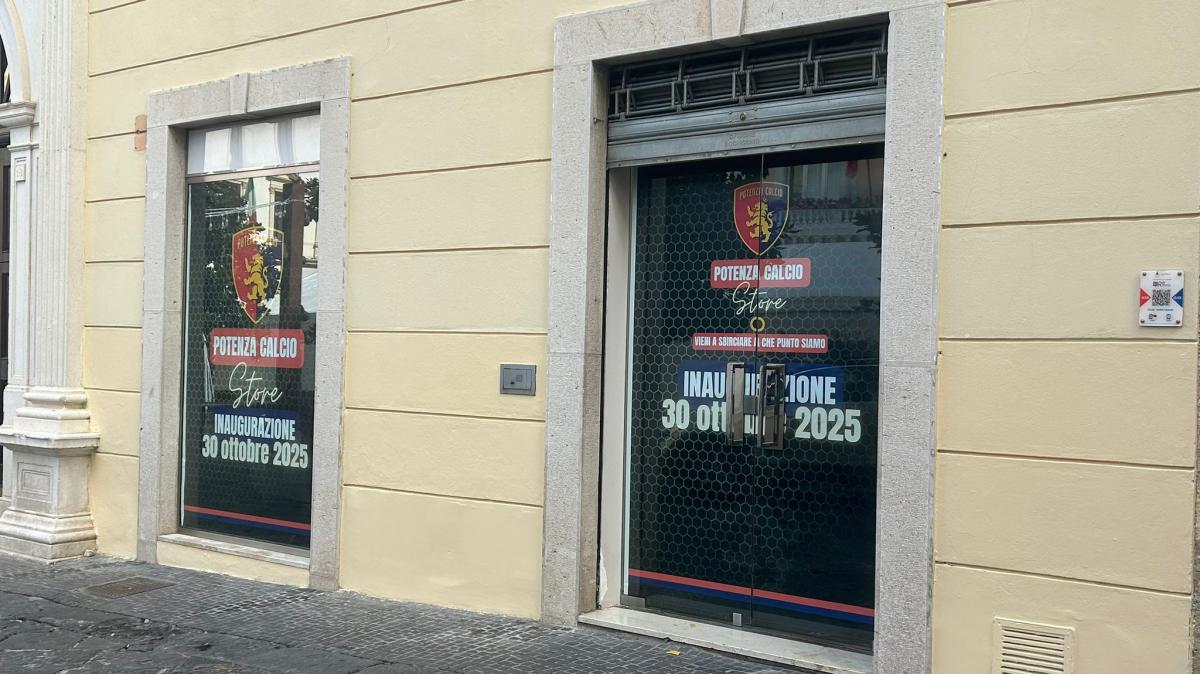 Dal 30 ottobre il Potenza Calcio Store nel Centro Storico, ecco di cosa si tratta