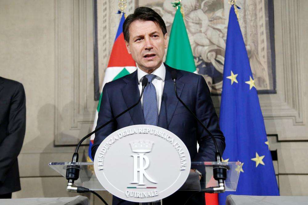 Coronavirus, Decreto Governo: porte chiuse e controlli per tutti i tesserati