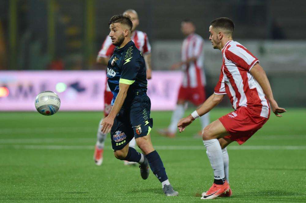 Casertana-Cavese 2-0, prima vittoria dell'anno per i Falchetti