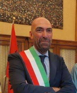 Vito Leccese Sindaco di Bari: "Sono sconcertato per quanto accaduto al tifoso biancorosso davanti il San Nicola"