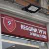 Reggina, riaperto lo store ufficiale: presente lo stato maggiore del club e tutta la squadra