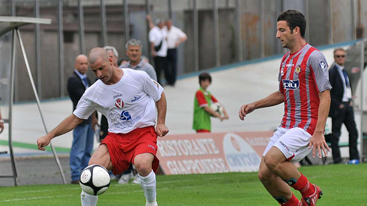 SERIE B - Varese senza problemi, Vicenza ko