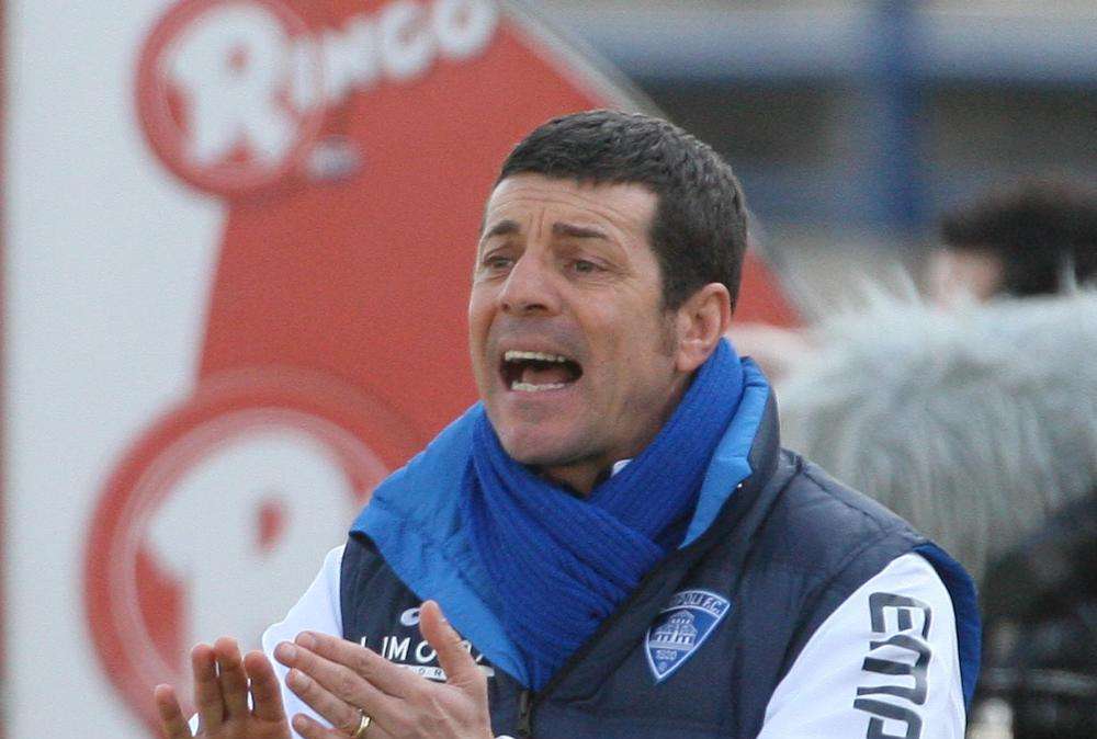 NOCERINA/ Ufficiale: Auteri esonerato, Campilongo sulla panchina rossonera