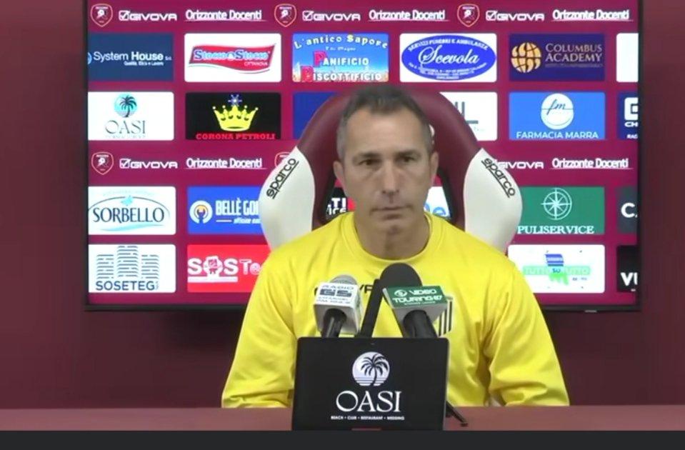 Reggina-CastrumFavara, il tecnico Terranova: "Amaranto si sono calati nel campionato, sono i favoriti per la vittoria finale"