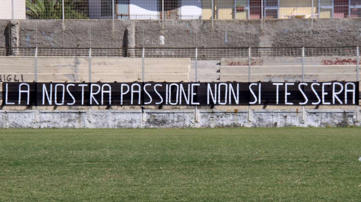 TESSERA DEL TIFOSO - Manganelli:«Imbecille chi ha detto che cambia»
