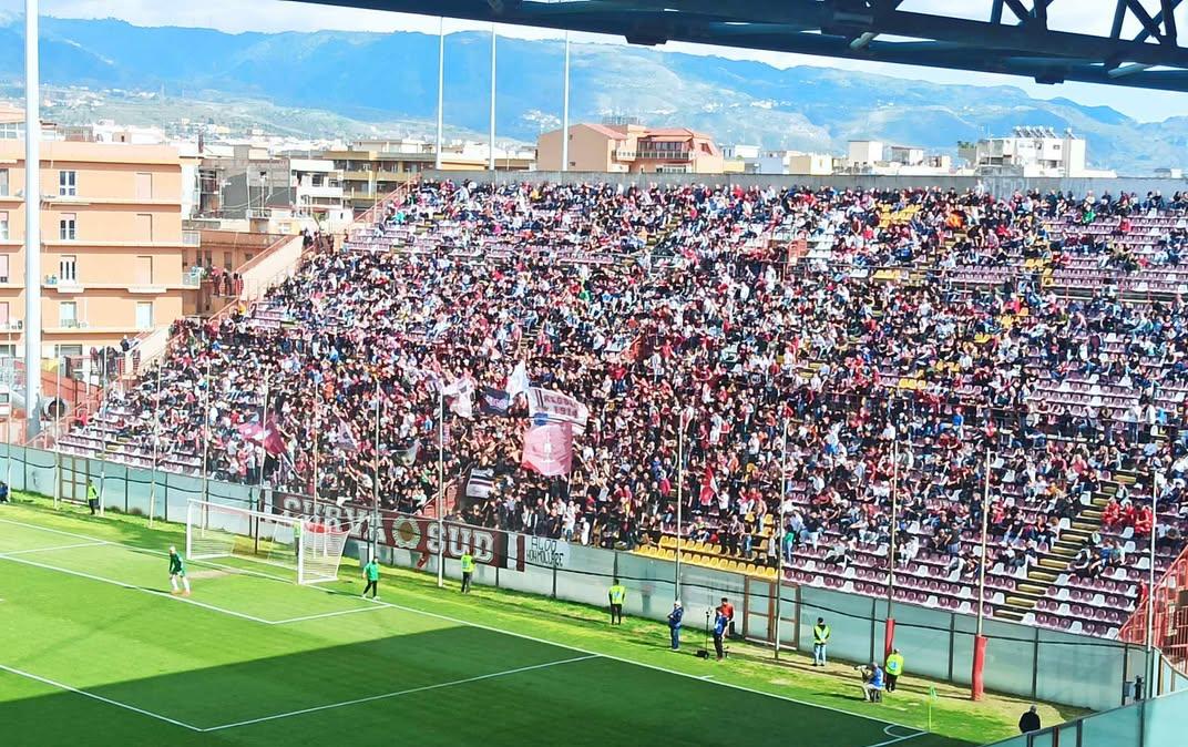 Reggina-Gela, Torrisi sulla scelta di Macrì: "Ecco come gli ho detto che avrebbe giocato: ha qualità importanti"