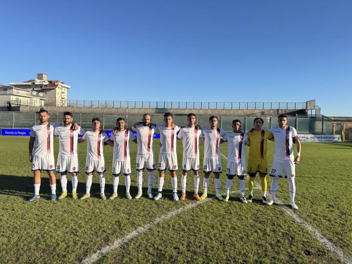 Il Milazzo passa in casa del Sambiase grazie al gol di Curiale: i rossoblù volano, domenica sfida sul campo della Reggina