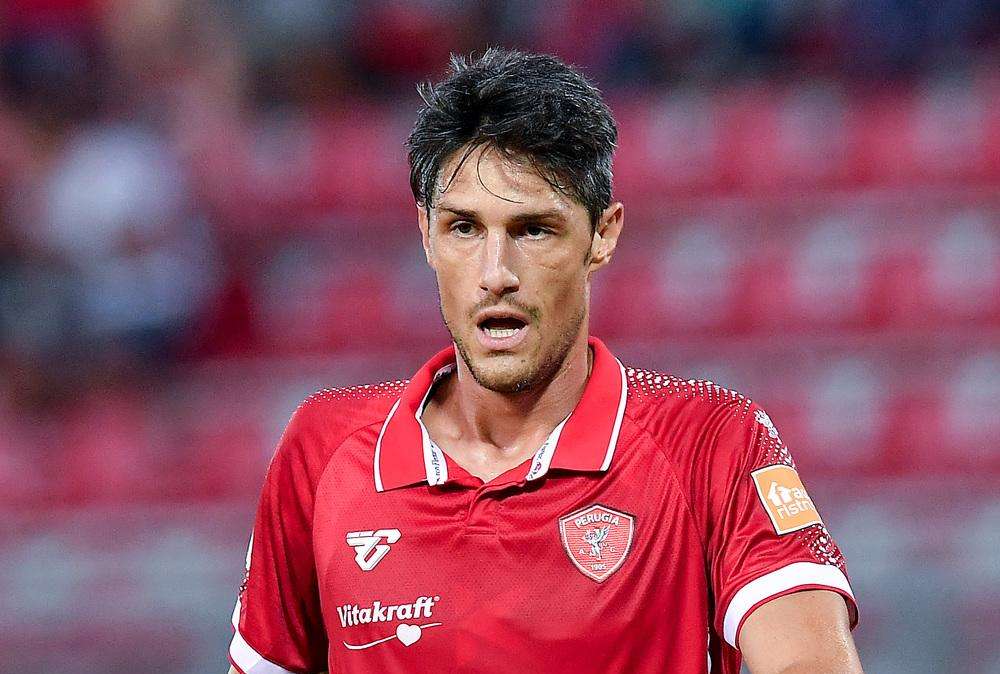 Reggina-Perugia, raddoppio degli umbri in 10: super Melchiorri