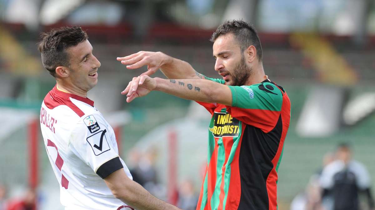 REGGINA - Contro il Latina con due defezioni: squalificati Barillà e Dall'Oglio