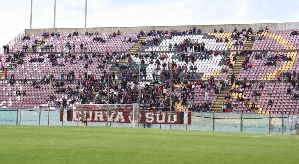REGGINA: IL DISSENSO VA ACCETTATO, IN SILENZIO 