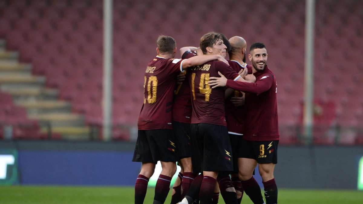 SERIE B, i finali delle ore 15: tris Entella, la Salernitana passa a Venezia