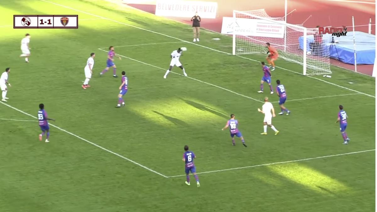 Italia U19 attesa ad Acireale per la fase di Qualificazione all'Europeo. Il terreno dell'Aci e Galatea oggetto di proficuo restyling