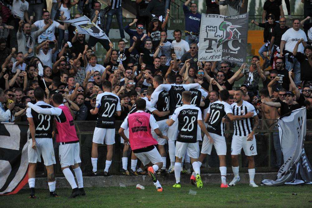 SERIE B, oggi si torna in campo: si riparte con Ascoli-Cremonese. LA CLASSIFICA AGGIORNATA