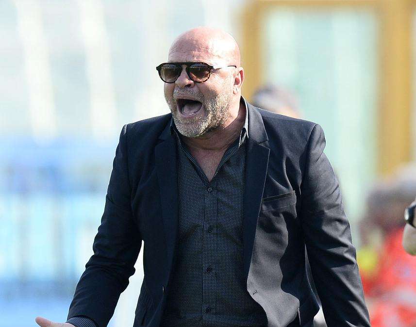 SERIE B - Panchine sempre in bilico: Cosmi si salva con il ritiro punitivo, Sottili trema