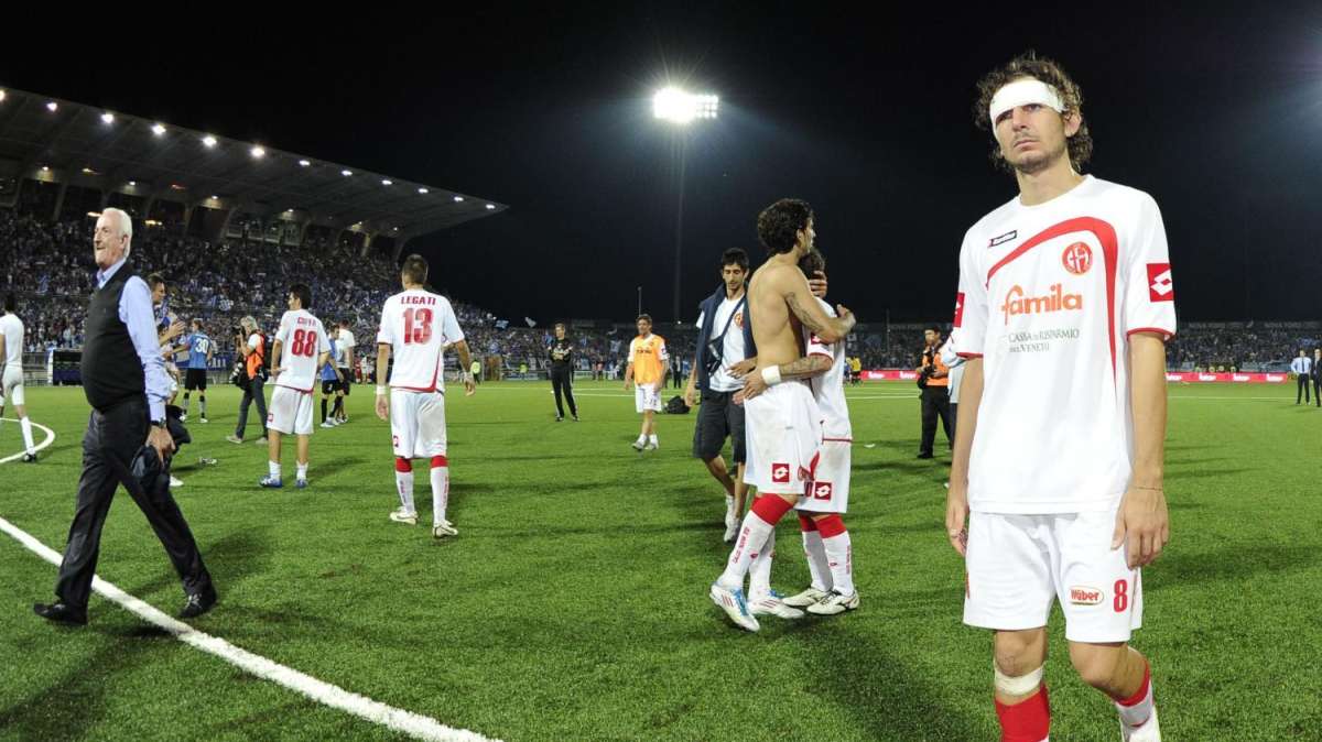 Si tolsero la maglia su richiesta dei tifosi: undici calciatori del Padova deferiti  alla Disciplinare