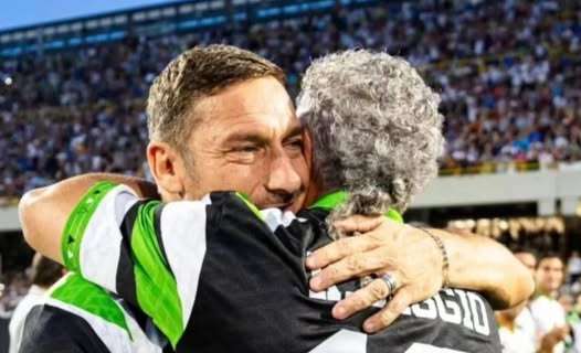 Una notte di emozioni al Granillo. Reggio accoglie i campioni di Operazione Nostalgia: -10!