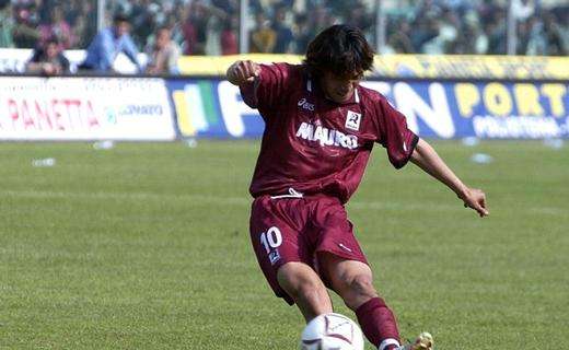 VERSO REGGINA-TARANTO - L'ultimo confronto in Coppa Italia nel 2002: il primo gol italiano di Nakamura