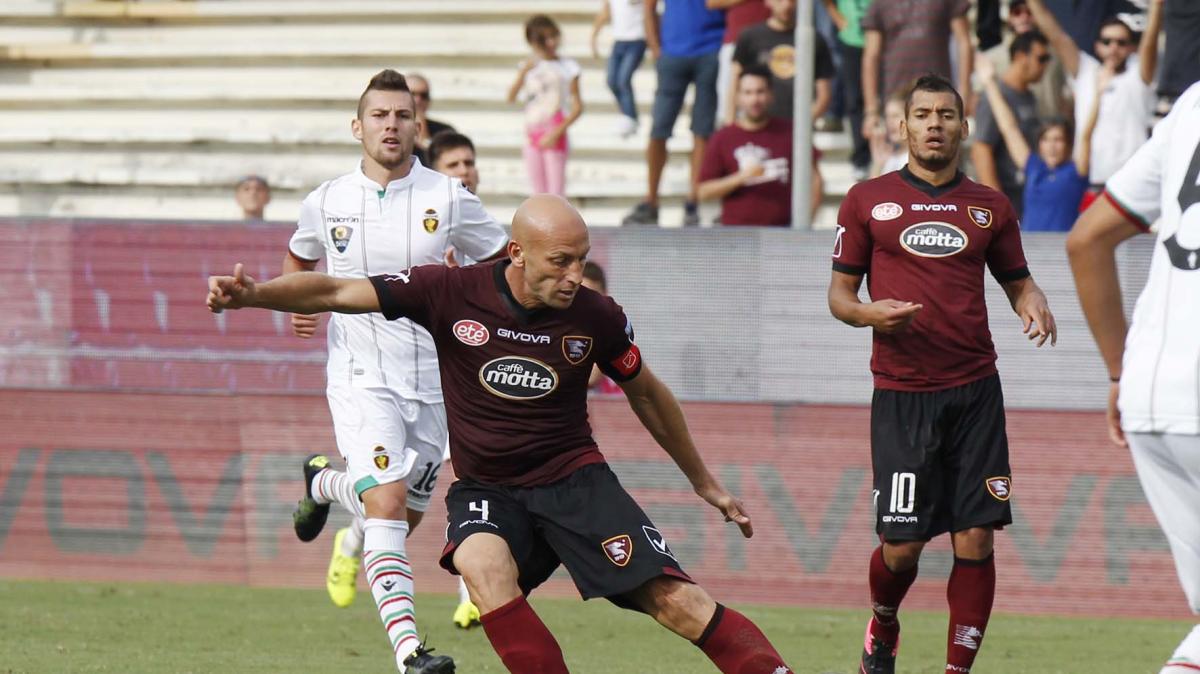 Calciomercato Reggina, Zampa sempre più vicino: "Ecco quando può arrivare in amaranto"