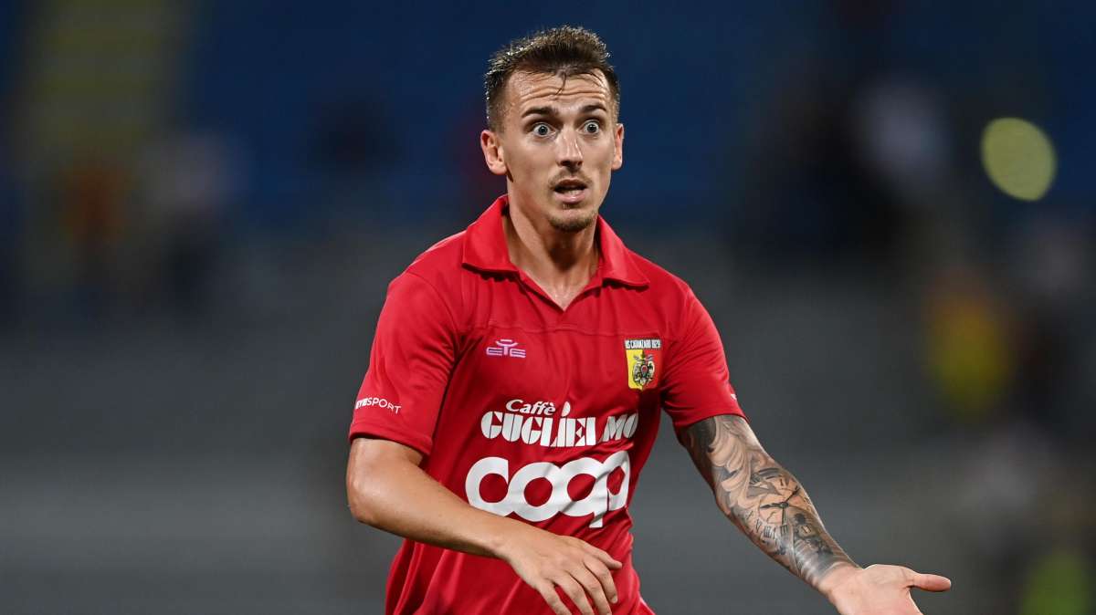 Serie B X-Y, Catanzaro-Ternana 2-1: giallorossi vincono nel finale