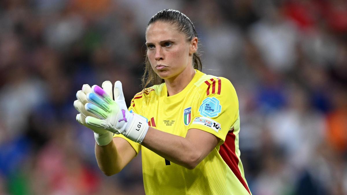 Nazionale A femminile, il portiere Laura Giuliani: "Reggio Calabria? Mi aspetto una bellissima accoglienza e soprattutto uno stadio pieno"