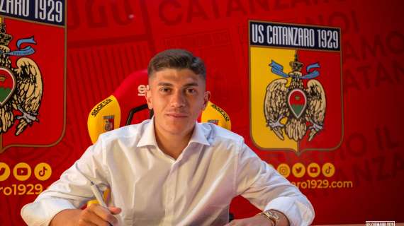 Nuova avventura per un calciatore reggino: Favasuli firma con il Catanzaro