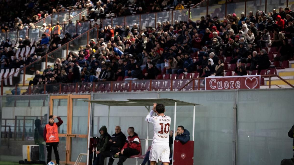 REGGINA: SARÀ UN GENNAIO FONDAMENTALE, VIETATO FARE CALCOLI