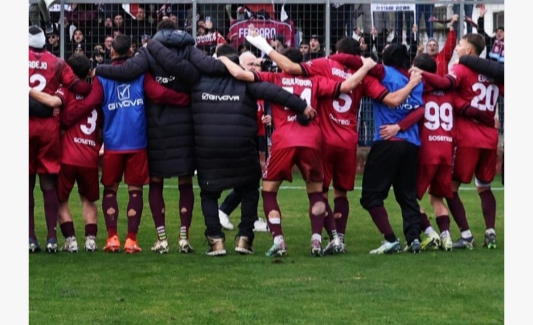 Il post social della Reggina: "E domenica tutti al Granillo..."