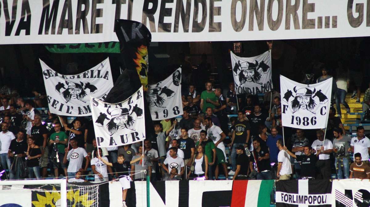 CESENA - Ripresa la preparazione. Da domani in vendita i biglietti per il settore ospiti