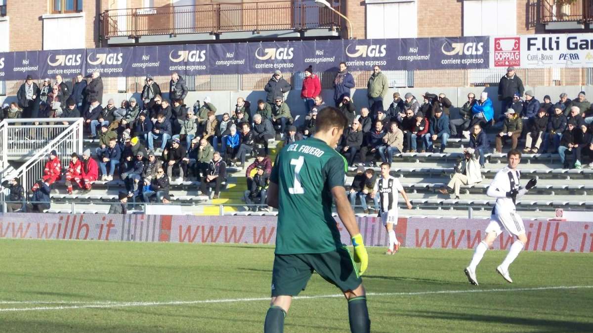 VERSO REGGINA-PESCARA, Del Favero salva i suoi ma va ko