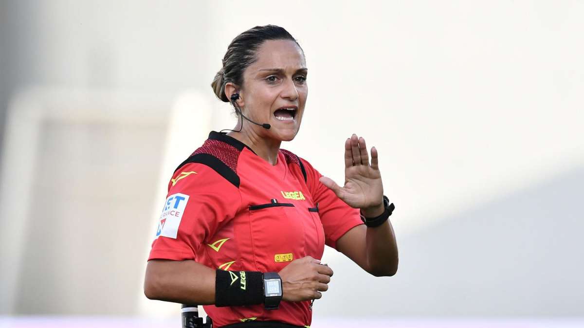 Serie B, gli arbitri della 38^: Reggina-Frosinone storica, dirigerà la signora Marotta