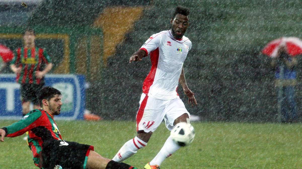 BARI - L'undici anti-Reggina: pochi dubbi per Torrente