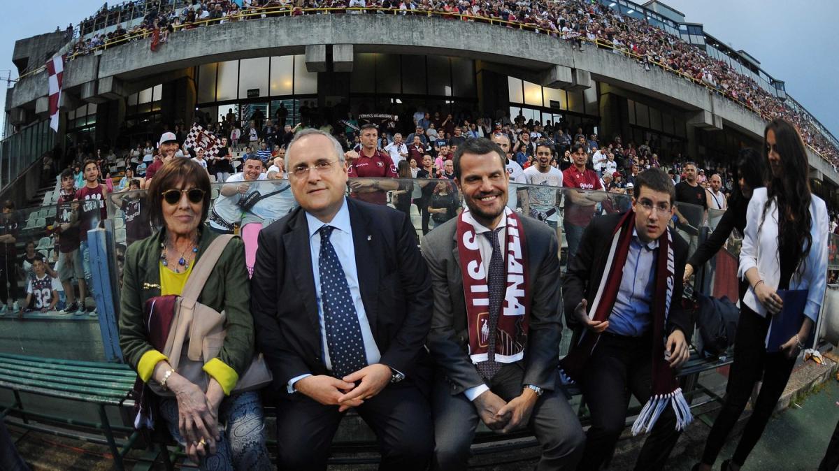 Mattei (giornalista Rai) durissimo su Lotito: "La sua filosofia é usa e getta: dopo le elezioni butterà la Reggina"