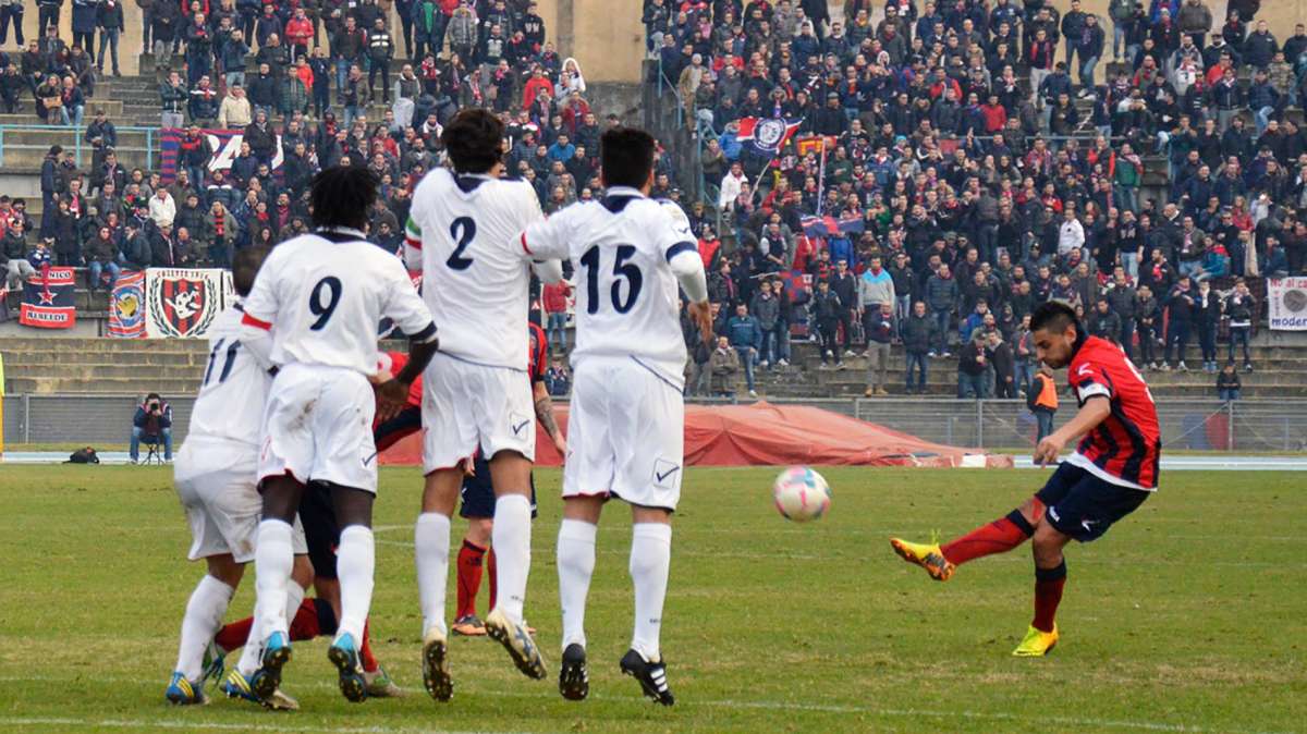 QUI COSENZA - Cinque reti alla Berretti: fermo per precauzione Mosciaro