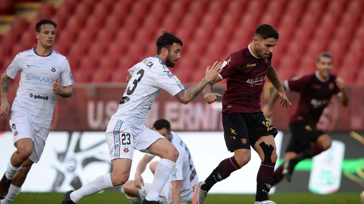 REGGINA-CITTADELLA, tris di Branca: disastro amaranto