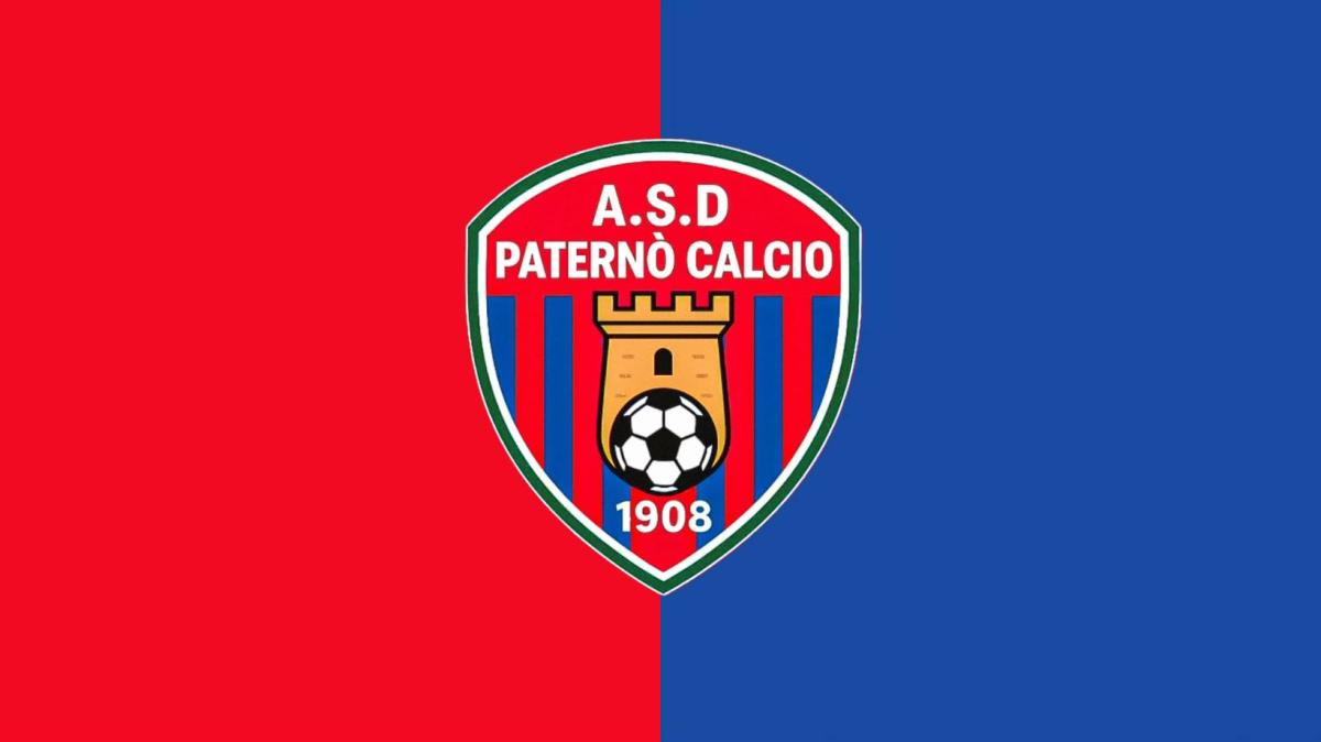 Verso Paternò-Reggina, la rosa dei rossoblù: Branduani e Golfo i calciatori più esperti, tanti stranieri e tanti giovani, Peppe Mascara l'allenatore