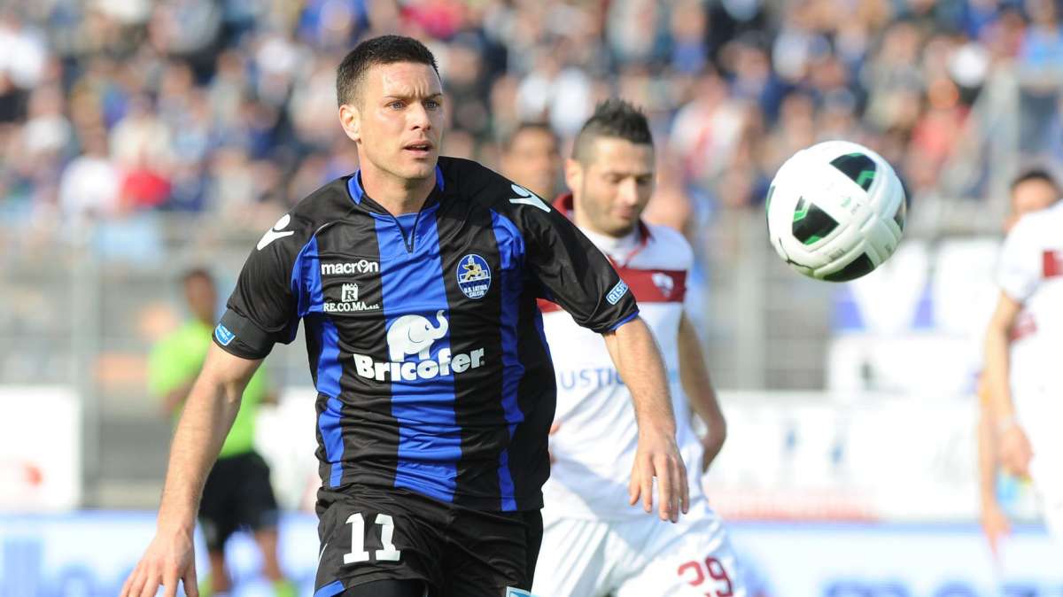LATINA - Il probabile undici anti-Reggina: tornano Esposito e Crimi