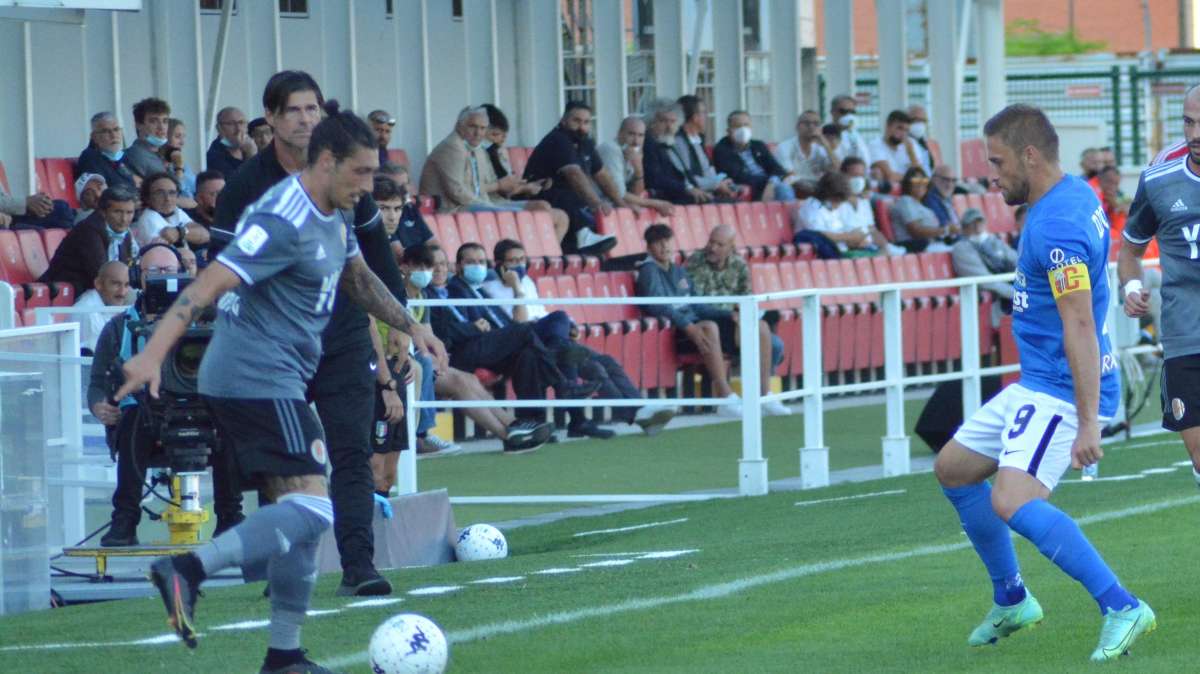Ascoli-Reggina, Dionisi: "Ci metteremo tanta rabbia per portare a casa la vittoria"