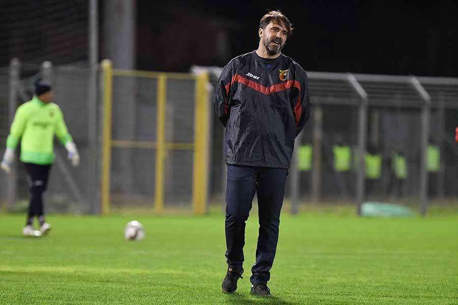 CASERTANA-REGGINA - Il tecnico D'Angelo: "Arbitraggio discutibile, abbiamo messo in difficoltà la Reggina, ma creato poco"