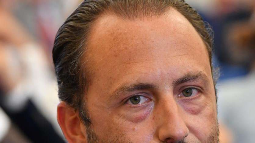 De Laurentiis non lascia il Bari, ma rilancia: "Programmiamo futuro con grandi ambizioni"