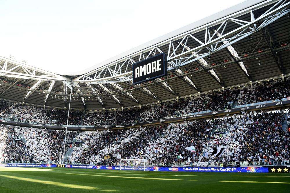 L'idea di Criscitiello: "Juventus-Inter poteva giocarsi a Bari o Reggio Calabria..."