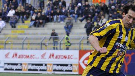 La Reggina fa harakiri nella ripresa. Caserta non perdona