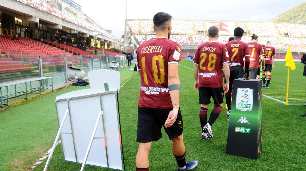 Serie B, Salernitana: un caso Covid nel Gruppo Squadra