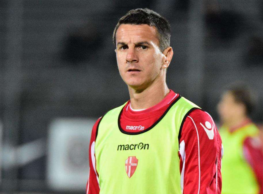 VERSO POTENZA-REGGINA, le possibili scelte dei tecnici in difesa: gran duello tra retroguardie di ferro
