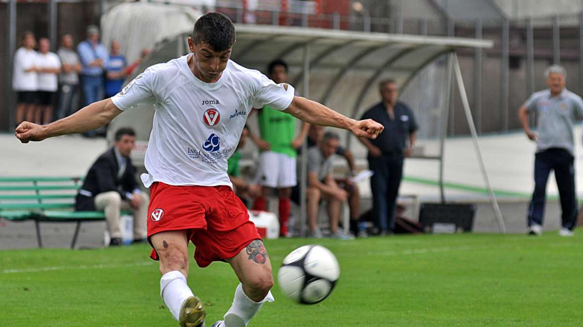 HELLAS VERONA - Rinforzo a centrocampo, arriva Carrozza