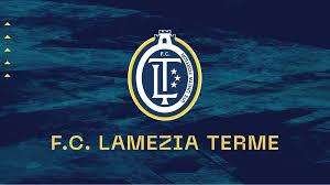 CALCIO ALLO SBANDO, SALADINI CANCELLA L'FC LAMEZIA TERME! "Ci ritiriamo dal campionato"