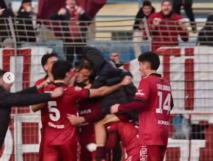 Gol decisivo con la fascia da capitano: Domenico Girasole celebra così sui social la zampata di Ragusa